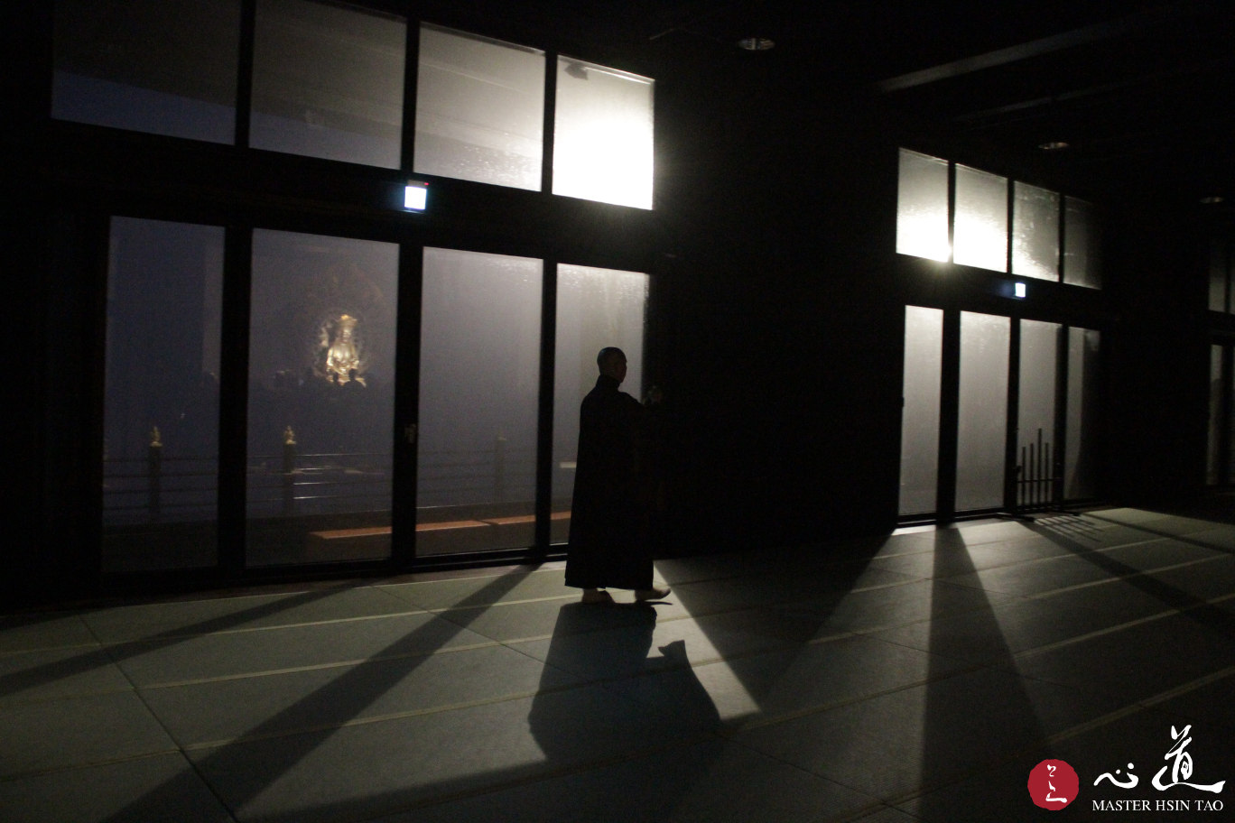 Teachings of Master Hsin Tao-Ling Jiou Mountain Spring Term Monastic Retreat, Monk at the Buddha Hall