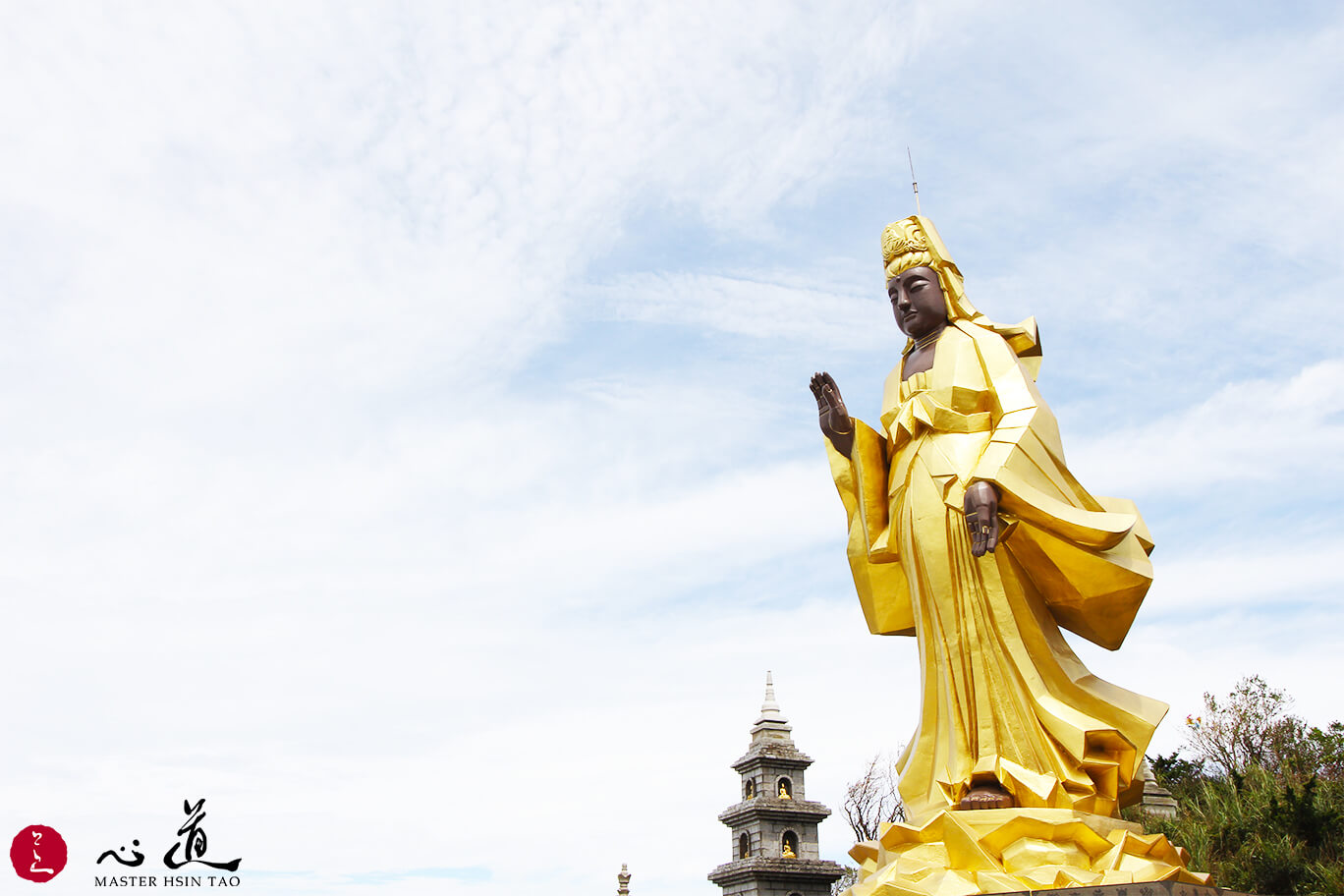 Pervasive Manifestation of Guan Yin