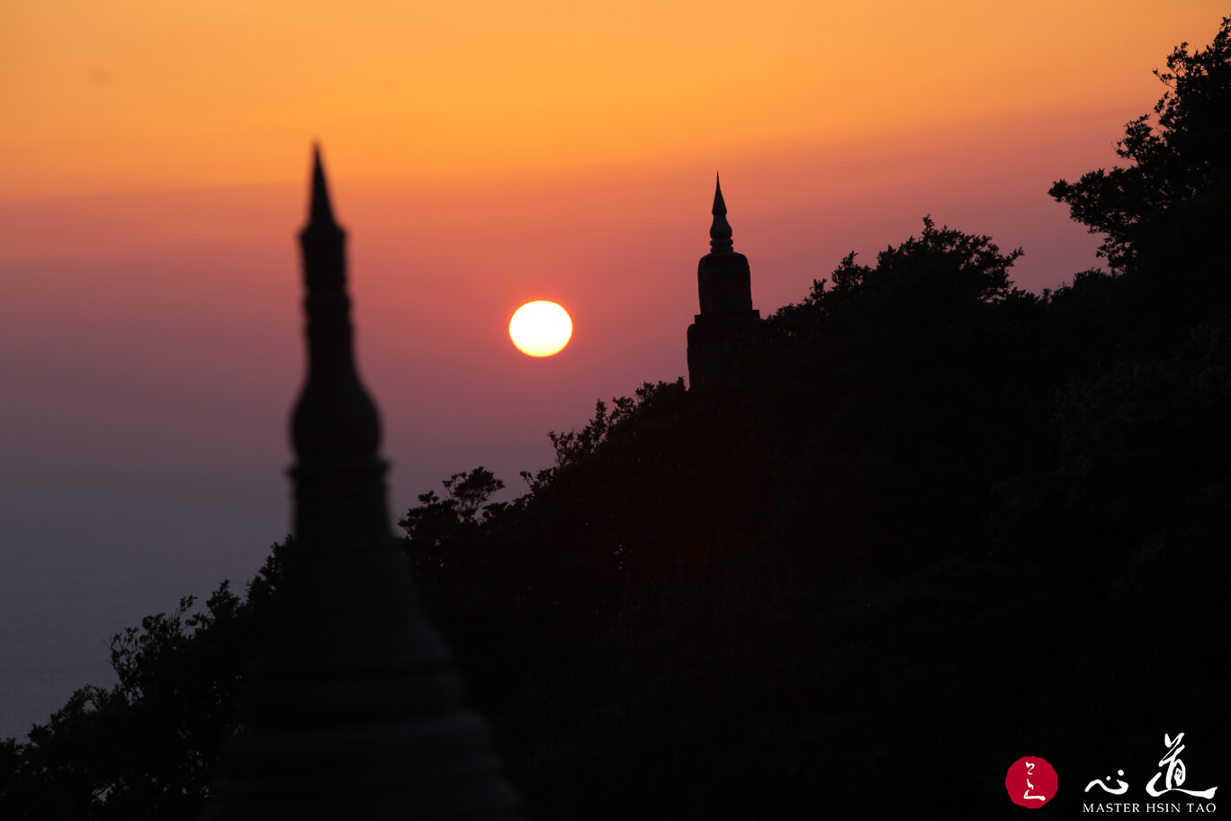 Follow the Steps of Guan Yin -MasterHsinTao