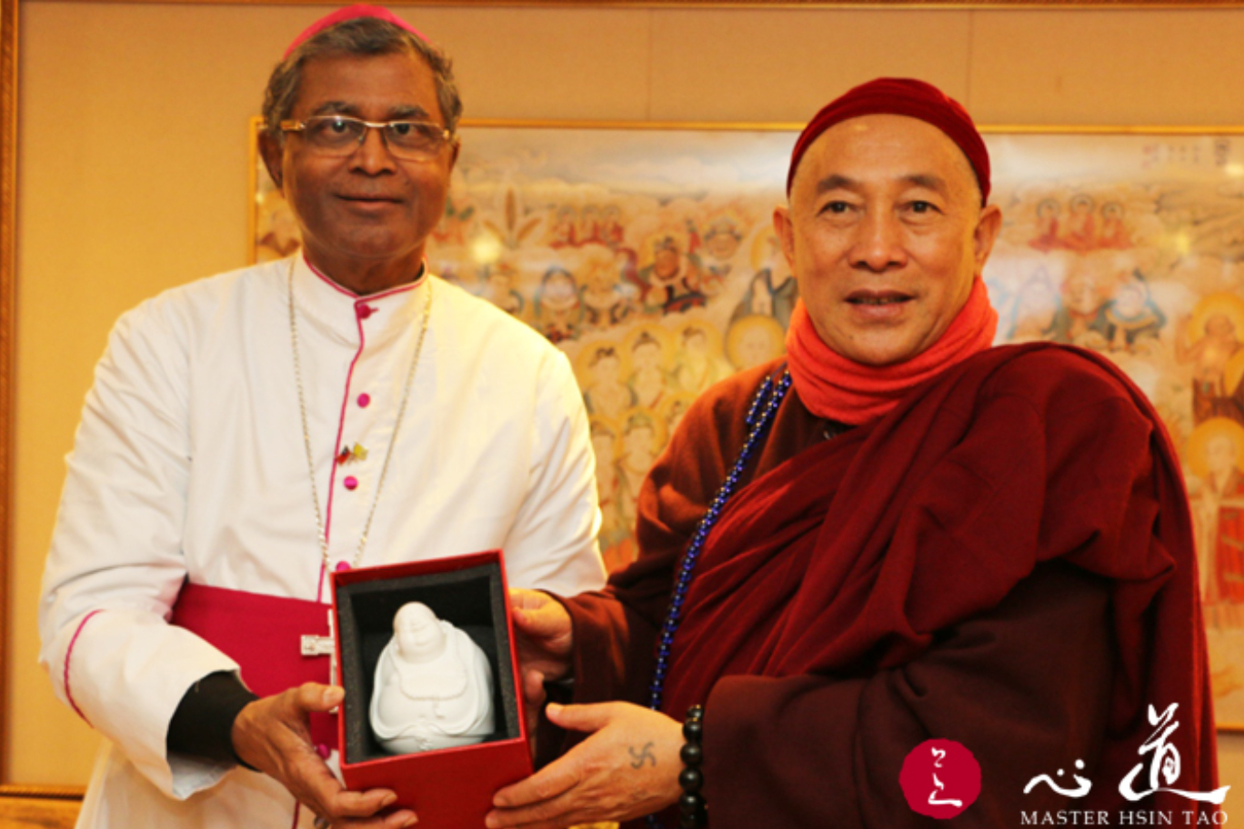 梵谛冈枢机主教共宣爱与和平-心道法师