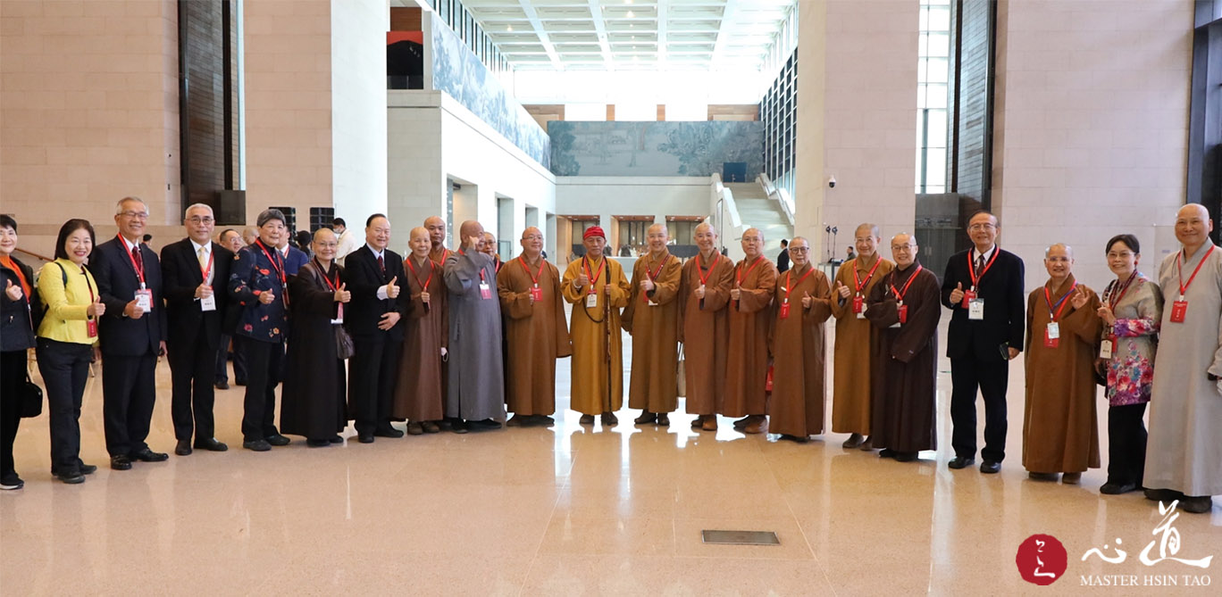 心道法师开示-让我们同愿同行，共同为推动佛教的发展、促进世界和平和谐而努力。