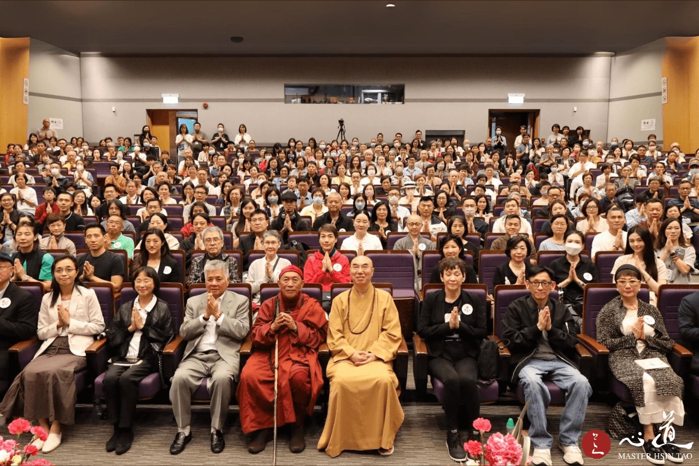 心道法师香港大学演讲会-现在我的工作，就是推动「灵性觉醒运动」，只有灵性觉醒，才能开发灵性的智慧和爱，只有爱心，才能瓦解我们的贪、瞋、痴。