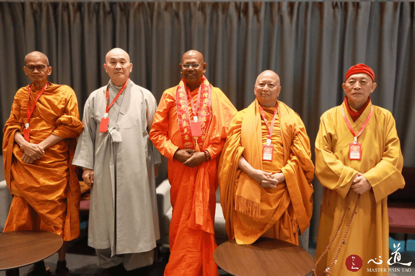 心道法師, 千僧萬眾祈福法會, 香港, 心道法師及與會高僧合影, 靈鷲山